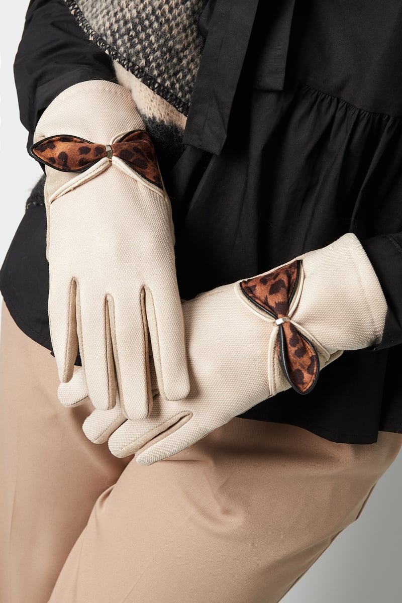 Handschuhe mit Leoparden-Detail