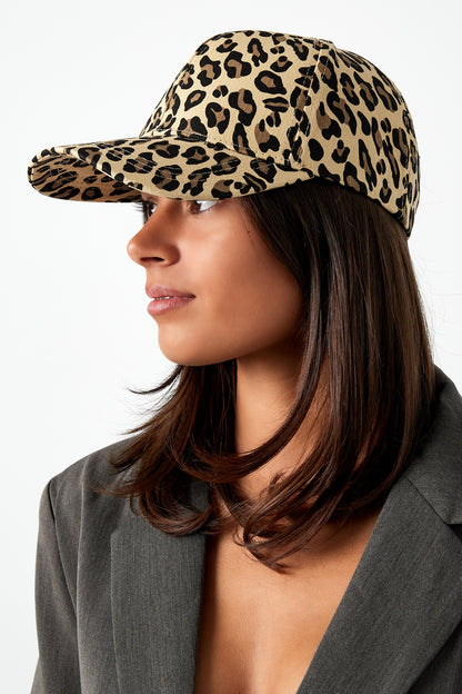 Cap Bella mit Leo Print